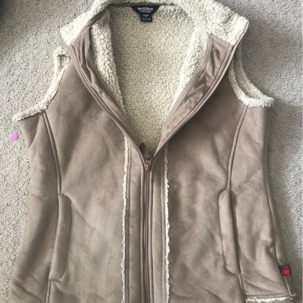 Woolrich Women's Faux Suede Full Zip Sherpa Lined Vest SZ M